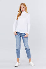 Cargar imagen en el visor de la galería, Turtle Neck Rayon Jersey Top
