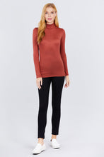 Cargar imagen en el visor de la galería, Turtle Neck Rayon Jersey Top
