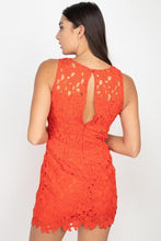 Cargar imagen en el visor de la galería, Floral Lace Bodycon Dress
