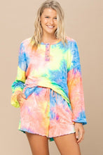 Cargar imagen en el visor de la galería, Tie-dye Printed Knit Top And Shorts Set
