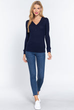 Cargar imagen en el visor de la galería, Long Slv V-neck Placket Thermal Top
