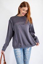 Cargar imagen en el visor de la galería, Terry Knit Loose Fit Pullover
