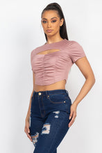 Cargar imagen en el visor de la galería, Front Cutout Ruching Top
