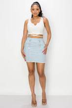 Cargar imagen en el visor de la galería, Button Frayed Denim Mini Skirt
