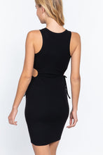 Cargar imagen en el visor de la galería, Sleeveless Round Neck Side Cut Out Detail Mini Dress
