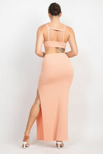 Cargar imagen en el visor de la galería, Cutouts Side Slit Maxi Dress
