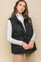 Cargar imagen en el visor de la galería, Zip Up Button Puffer Vest With Waist Toggles
