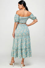 Cargar imagen en el visor de la galería, Floral Off Shoulder Sleeve Back Tie Top Skirt Set
